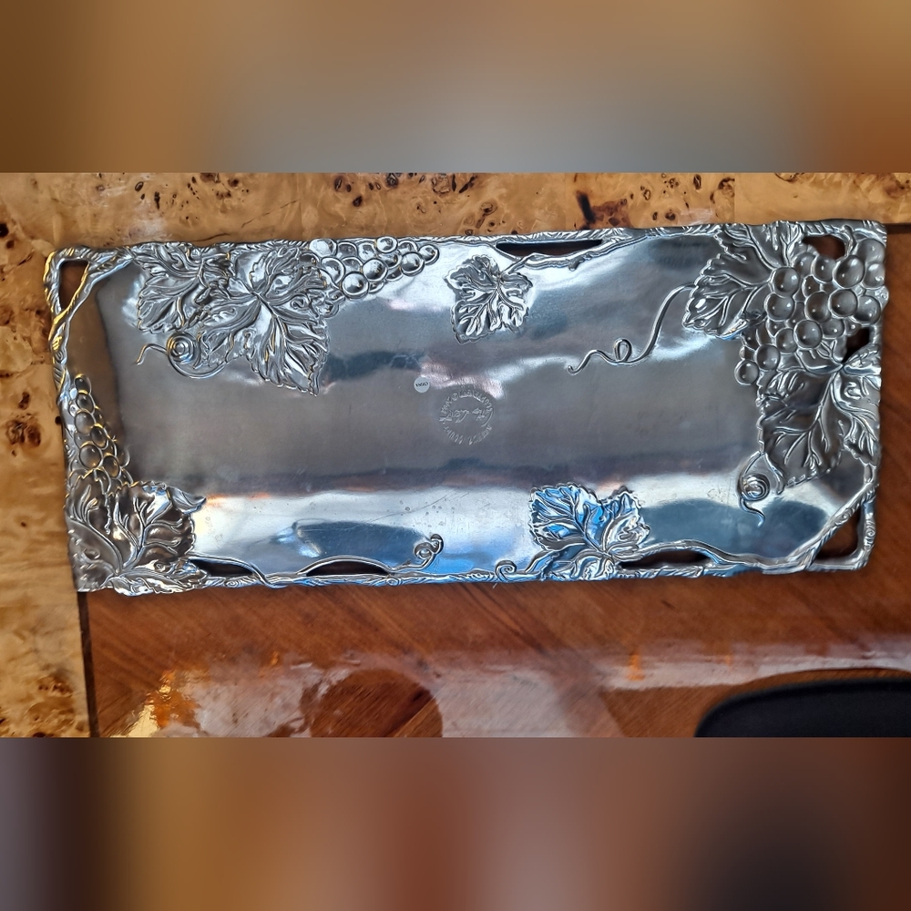 🍇Arthur Court Designs Grape Aluminum Platter🍇